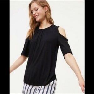 NWT LOFT cold shoulder top